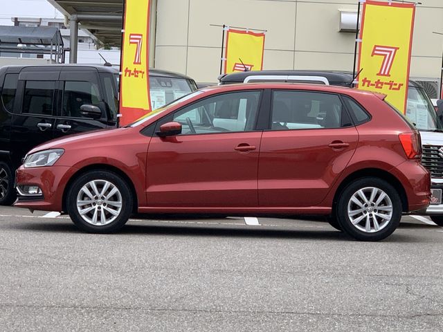 VOLKSWAGEN VOLKSWAGEN POLO 2016