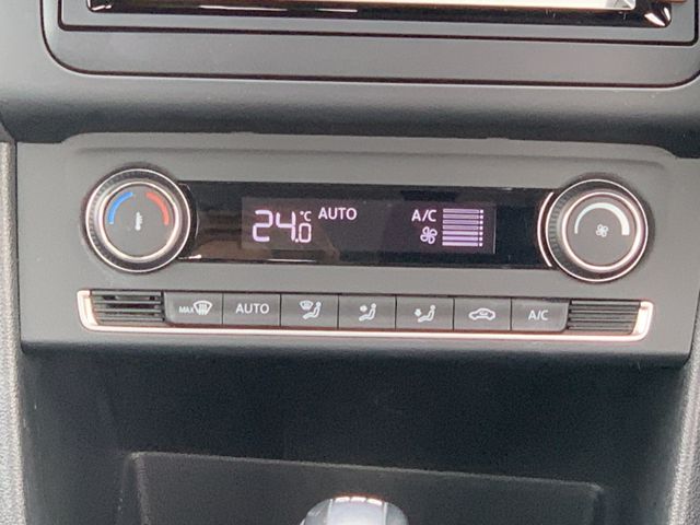 VOLKSWAGEN VOLKSWAGEN POLO 2016