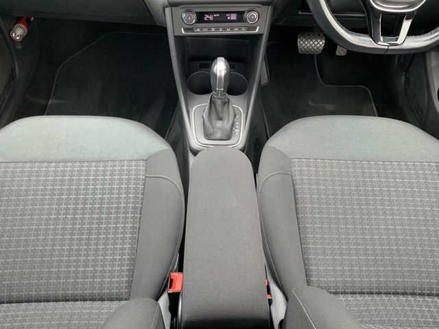 VOLKSWAGEN VOLKSWAGEN POLO 2016