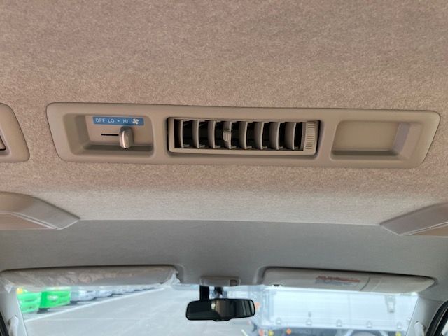 TOYOTA HIACE wagon 2018