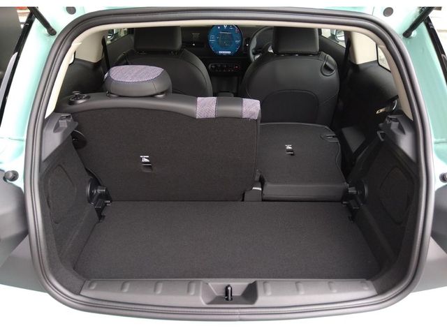 BMW MINI COOPER 2024