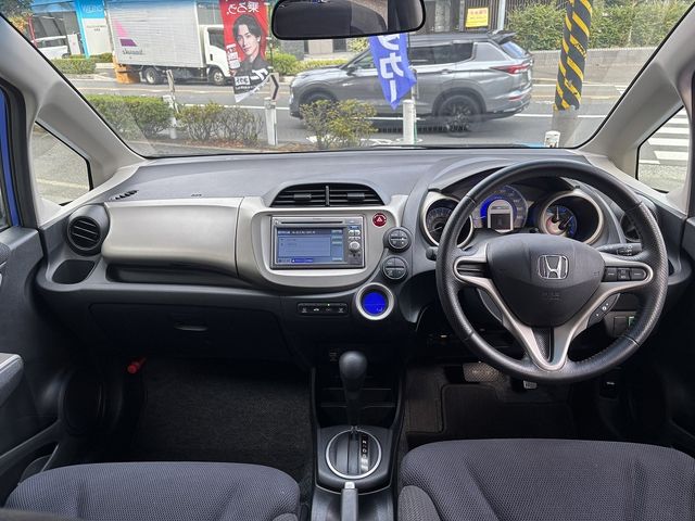 HONDA FIT HYBRID 2012
