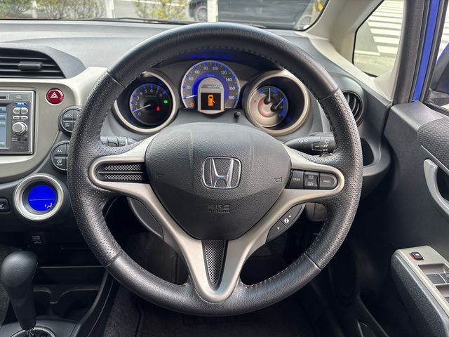 HONDA FIT HYBRID 2012