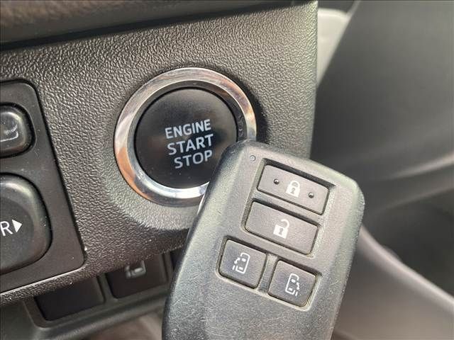 TOYOTA HIACE van 4WD 2014