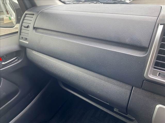 TOYOTA HIACE van 4WD 2014