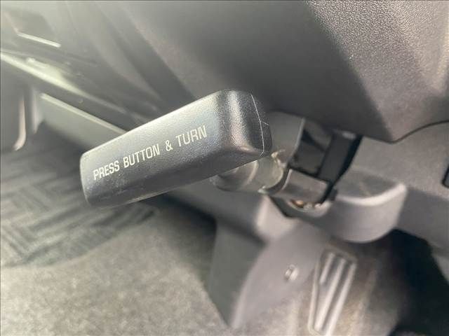 TOYOTA HIACE van 4WD 2014