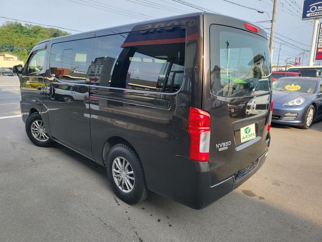 NISSAN NV350 CARAVAN 2014