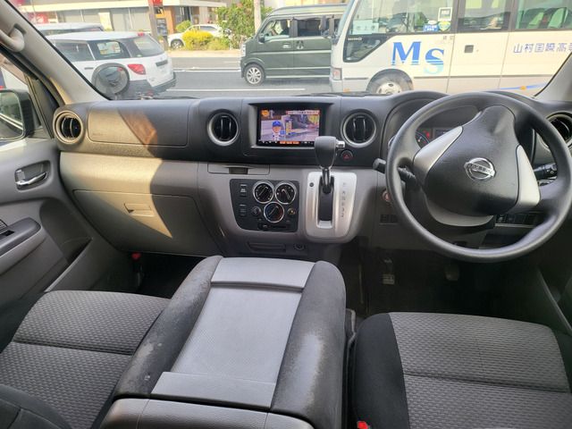 NISSAN NV350 CARAVAN 2014