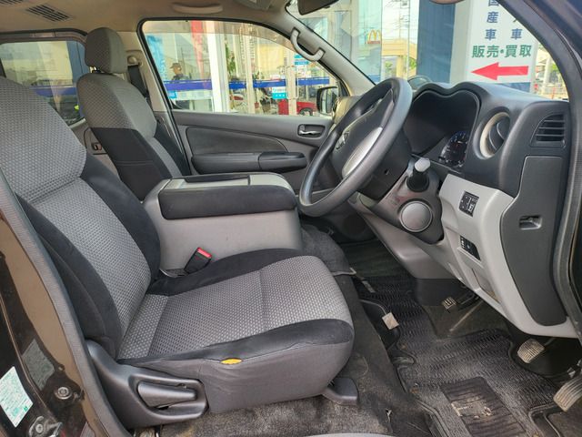 NISSAN NV350 CARAVAN 2014