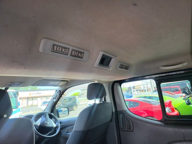 NISSAN NV350 CARAVAN 2014