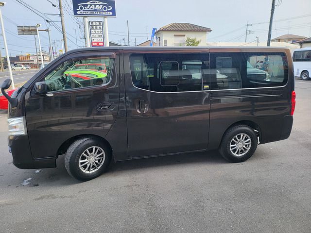 NISSAN NV350 CARAVAN 2014