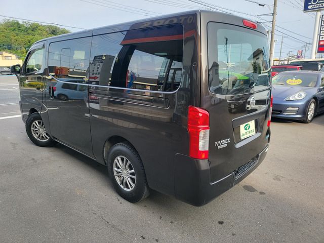 NISSAN NV350 CARAVAN 2014