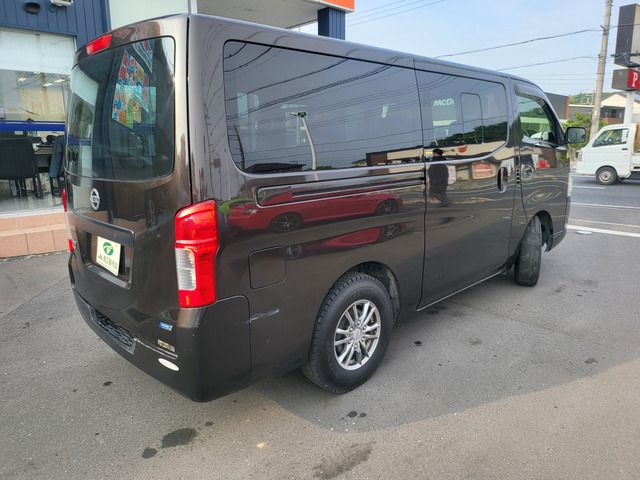 NISSAN NV350 CARAVAN 2014