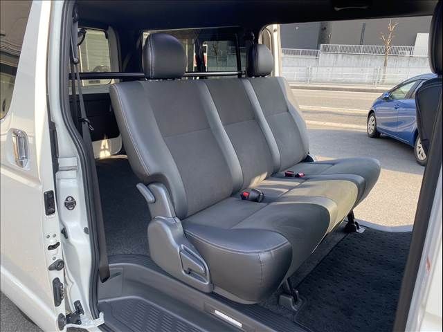 TOYOTA HIACE van 2WD 2022