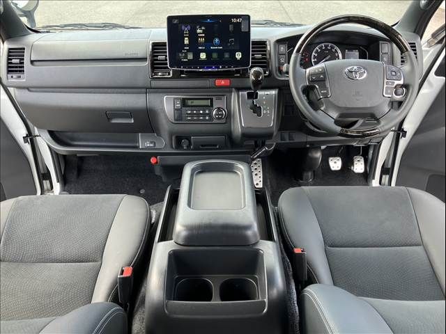 TOYOTA HIACE van 2WD 2024