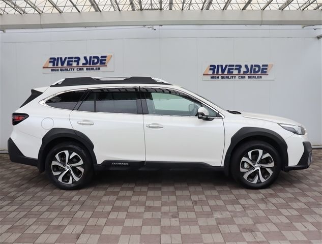 SUBARU LEGACY OUTBACK 2022