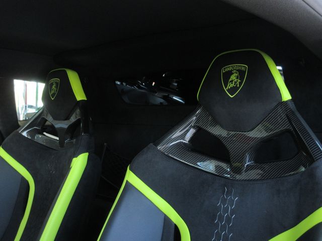 LAMBORGHINI LAMBORGHINI HURACAN 2024