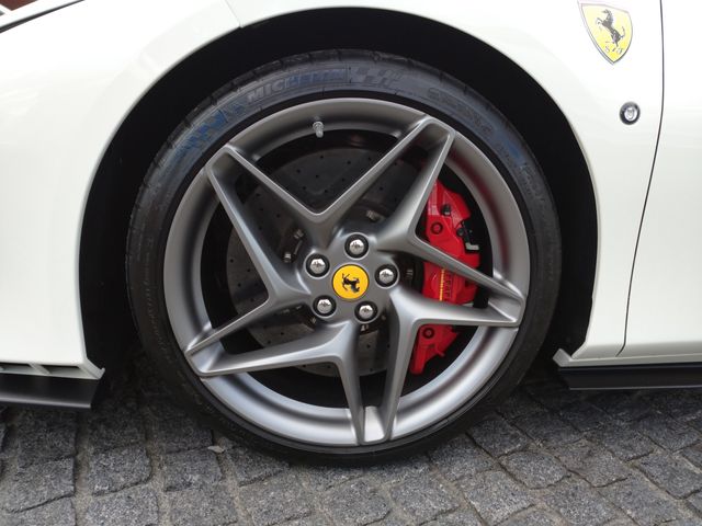 FERRARI FERRARI F8 Tributo 2020