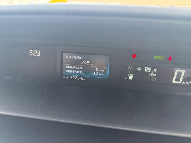 TOYOTA PRIUS Alpha 2020