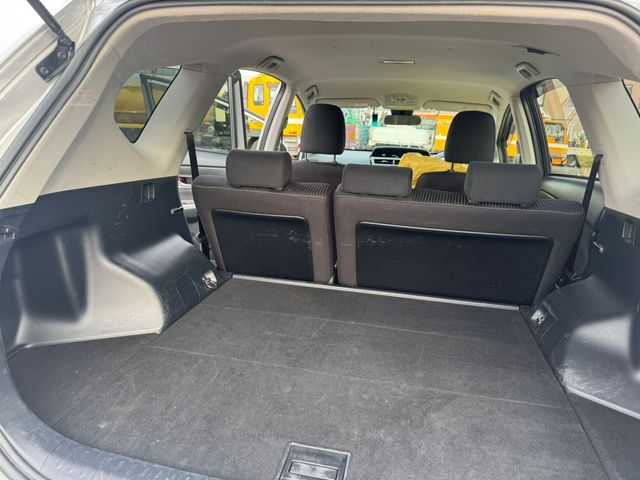 TOYOTA PRIUS Alpha 2020