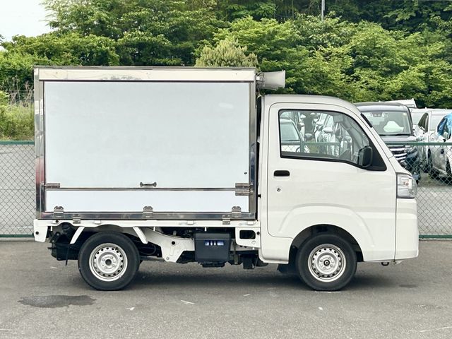 DAIHATSU HIJET truck 4WD 2019