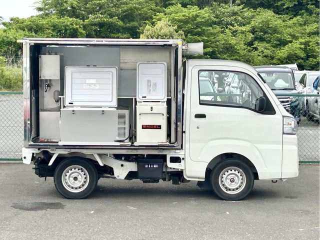 DAIHATSU HIJET truck 4WD 2019