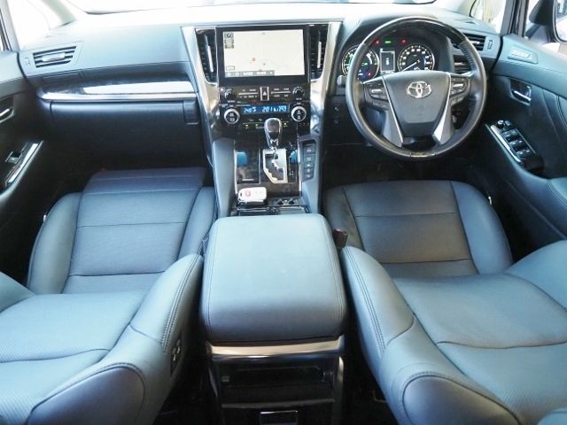 TOYOTA ALPHARD hybrid 4WD 2020