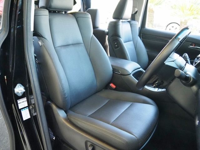 TOYOTA ALPHARD hybrid 4WD 2020