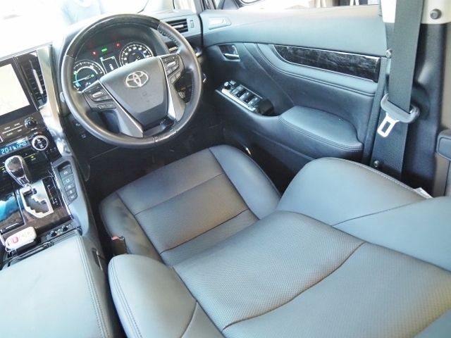 TOYOTA ALPHARD hybrid 4WD 2020