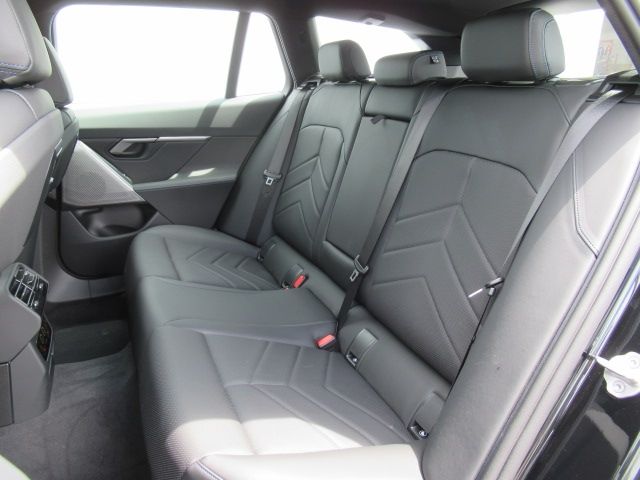 BMW BMW 5series TOURING 2024