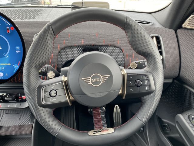 BMW MINI COUNTRYMAN 2024