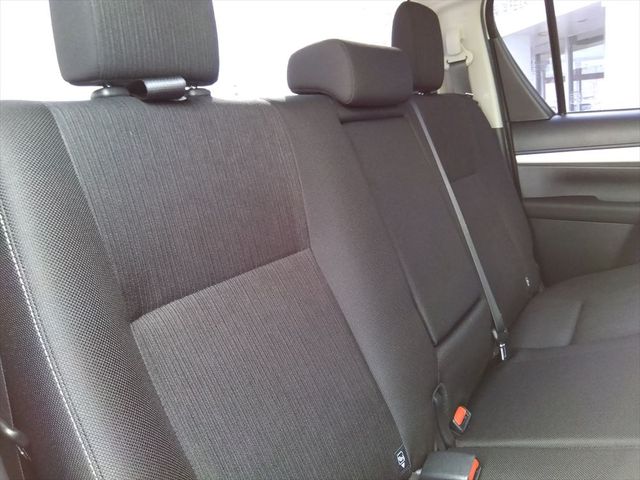 TOYOTA HILUX 4WD 2021