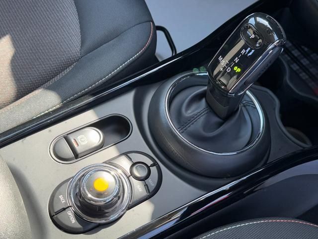 BMW MINI COOPER D CLUBMAN 2020