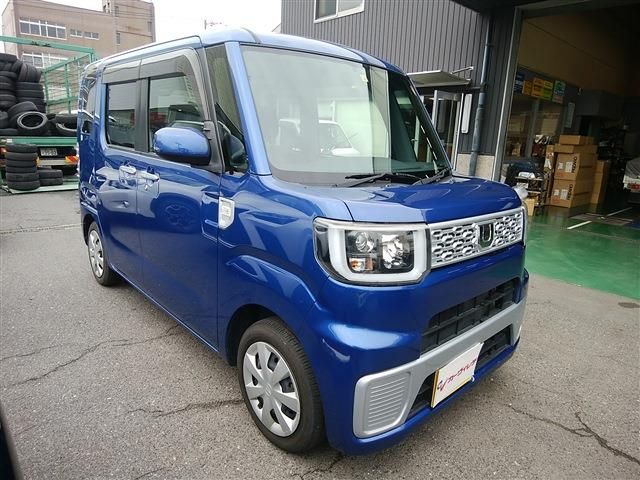 DAIHATSU WAKE 2016