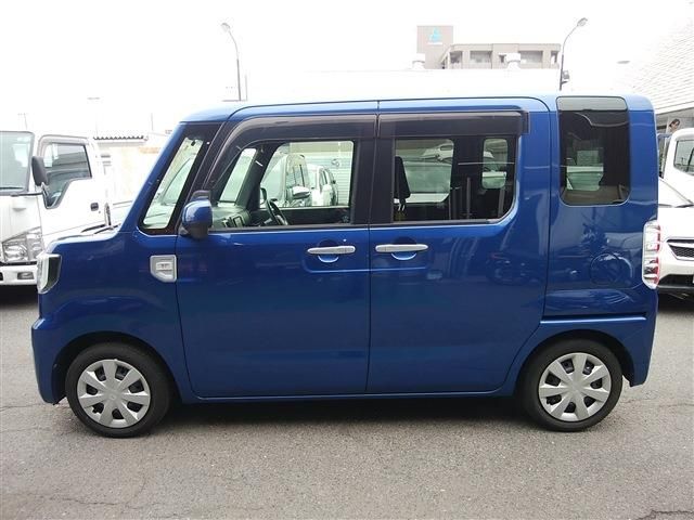 DAIHATSU WAKE 2016