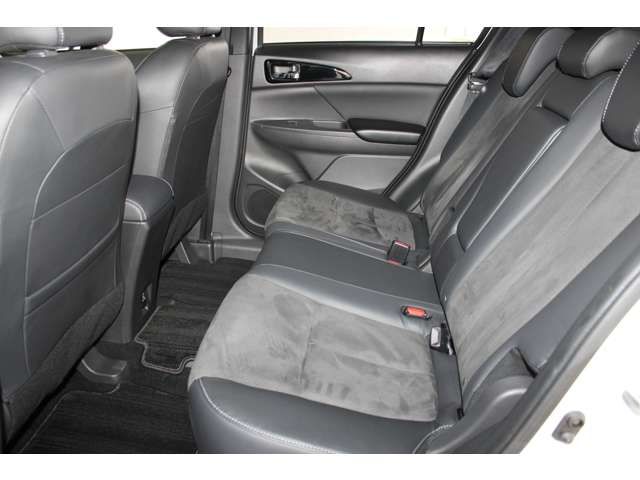 MITSUBISHI ECLIPSE CROSS PHEV 2021