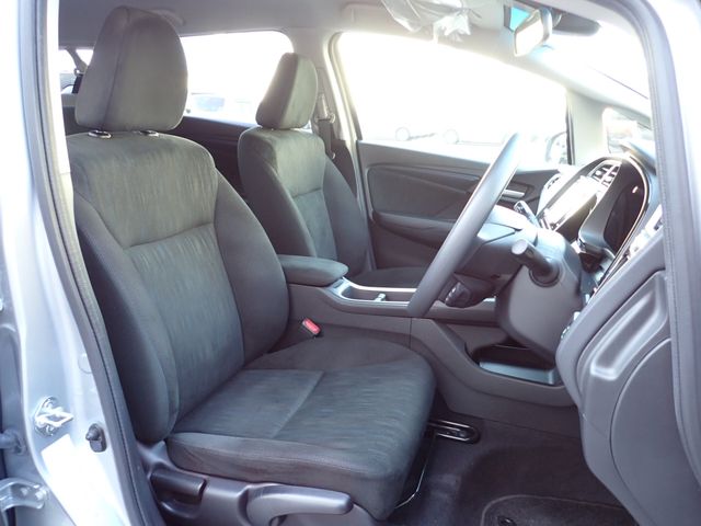 HONDA SHUTTLE HYBRID 2022