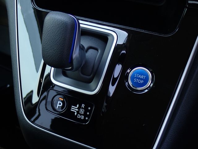 NISSAN SERENA  WG 2020