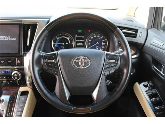TOYOTA ALPHARD hybrid 4WD 2019