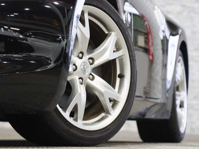 NISSAN FAIRLADY Z 2011