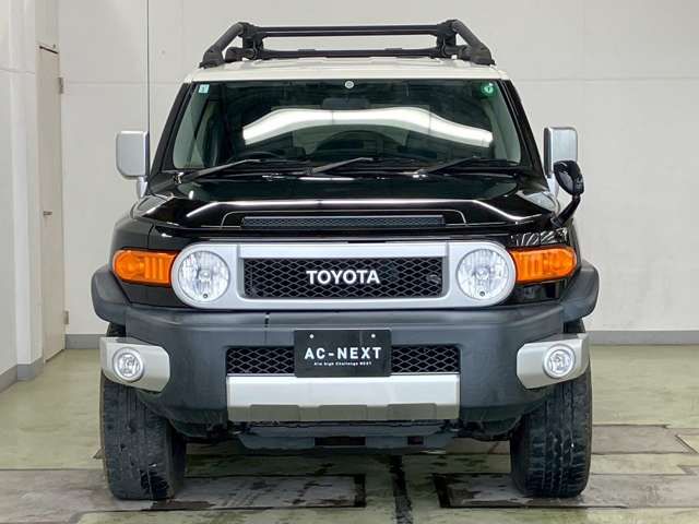 TOYOTA FJ CRUISER 4WD 2017