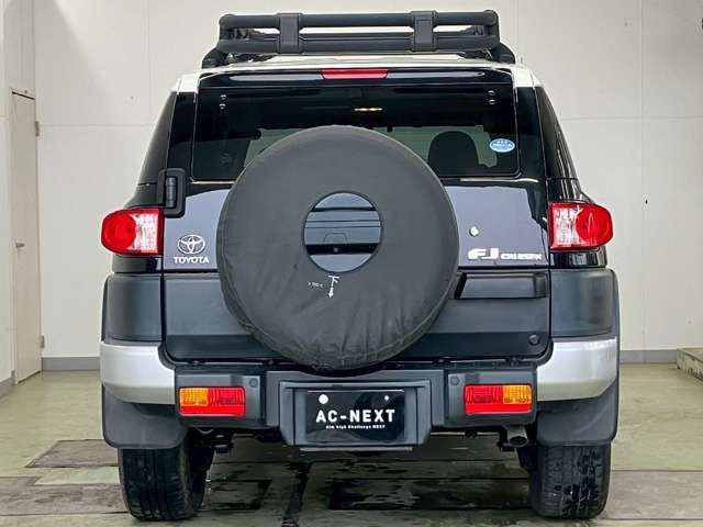 TOYOTA FJ CRUISER 4WD 2017