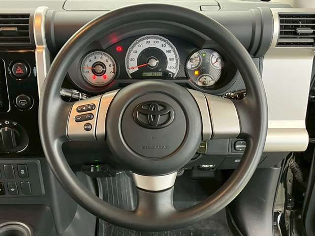 TOYOTA FJ CRUISER 4WD 2017