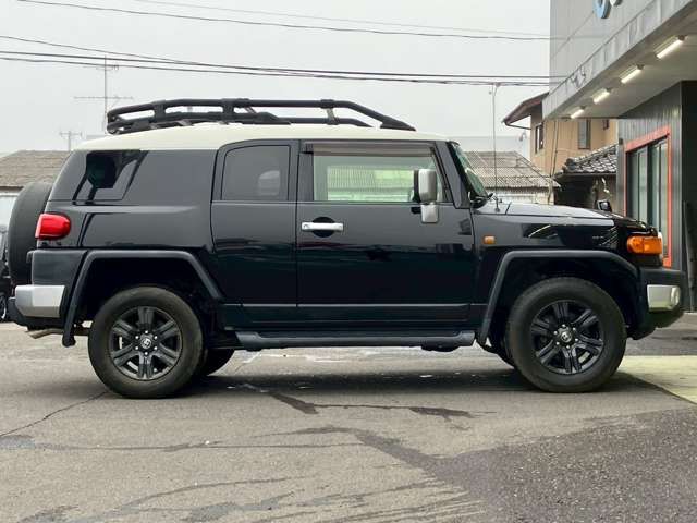 TOYOTA FJ CRUISER 4WD 2017