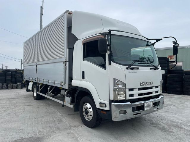 ISUZU FORWARD 2011