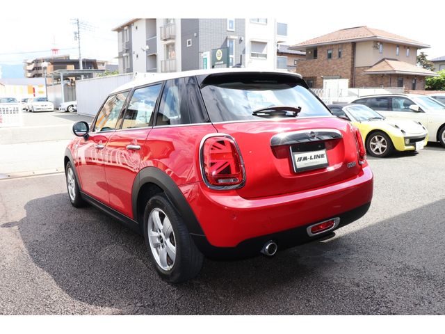 BMW MINI COOPER 5DOOR 2019