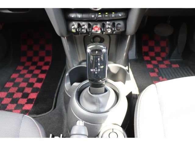 BMW MINI COOPER 5DOOR 2019