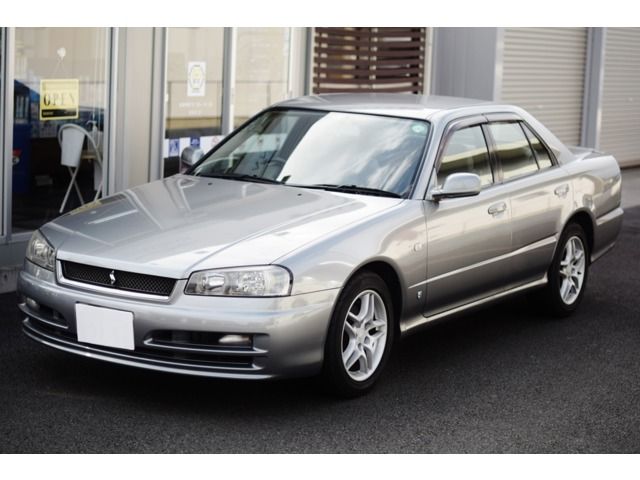 NISSAN SKYLINE 2000