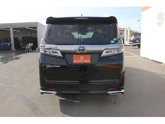 TOYOTA VELLFIRE 2018