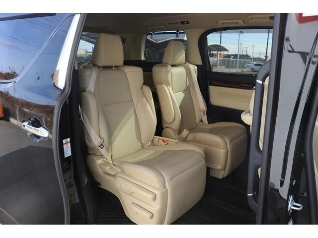 TOYOTA VELLFIRE 2018